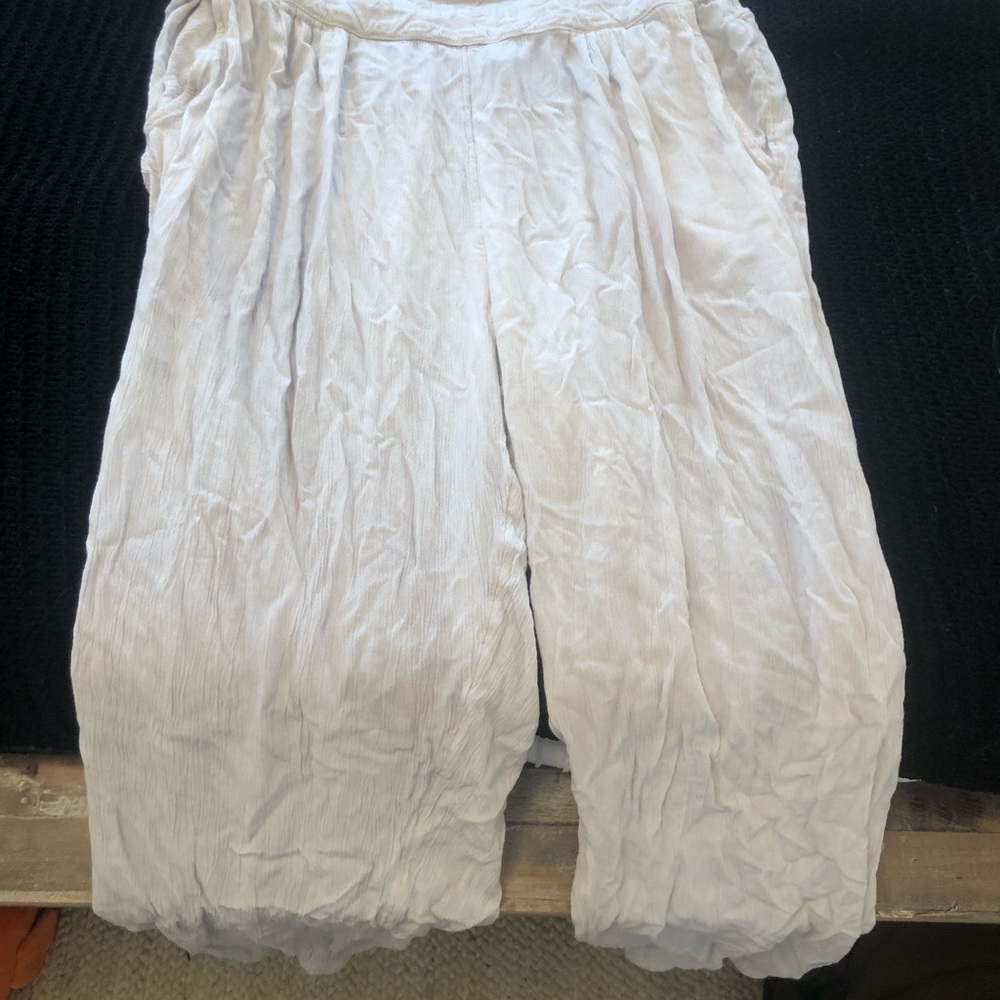 Off white AE beach pants